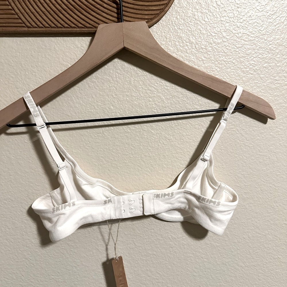 SKIMS Cotton Logo Underwire Demi - in Marble -Size 34A NWT - Picture 2 of 5